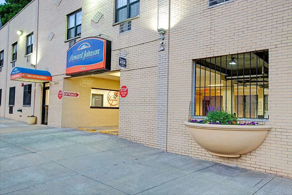 Cabana Hotel Yankee Stadium New York